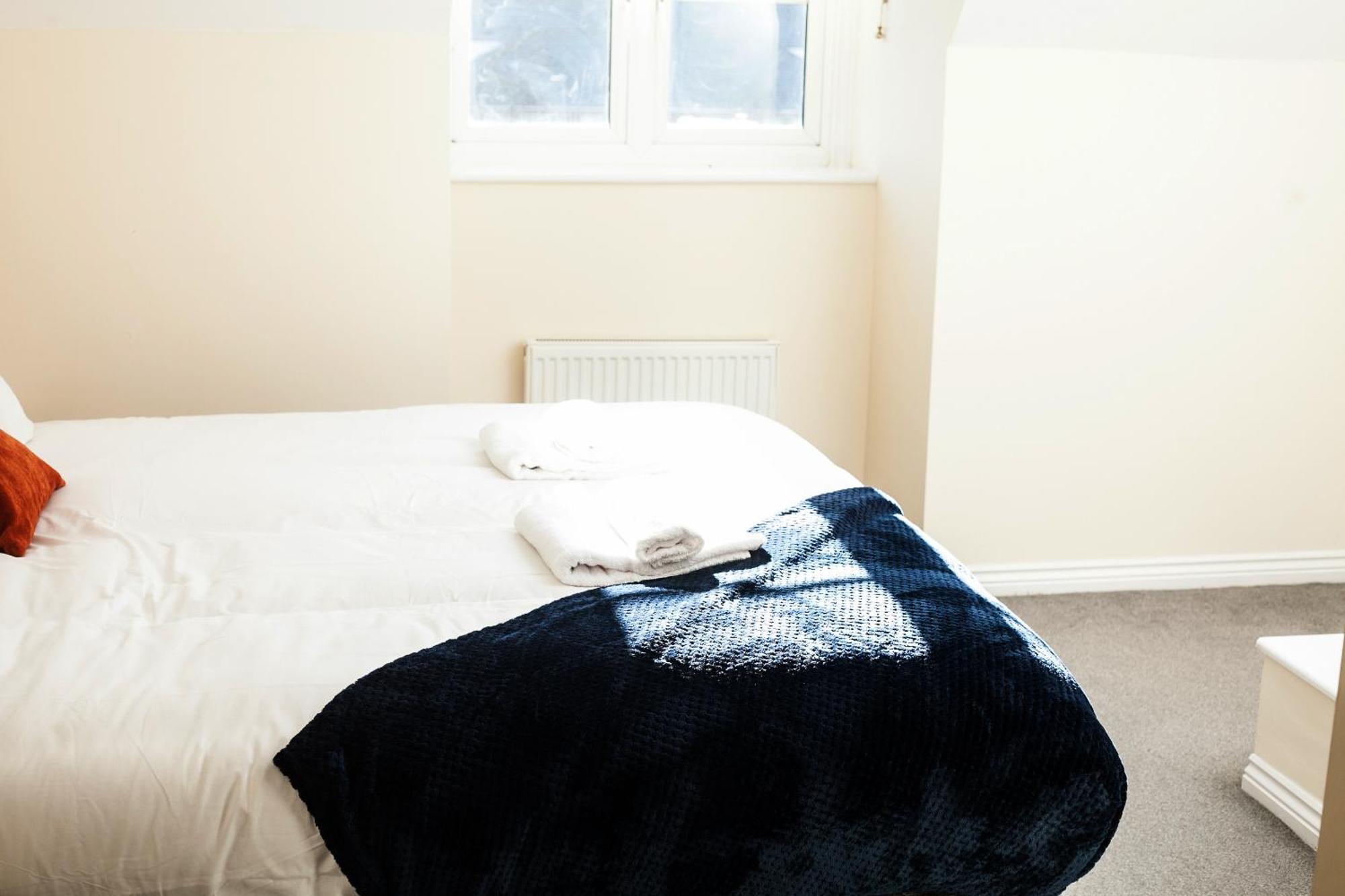 Avril Warwickshire Home Stay Nuneaton Eksteriør bilde